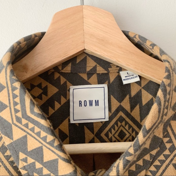 ROWM Button Down Shirt - Picture 4 of 6